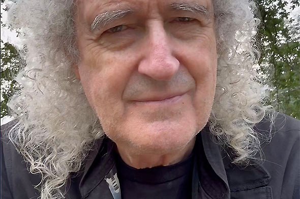 VIDEO | Chitaristul Brian May anunţă că a suferit ”un accident vascular cerebral minor” în urma căruia a pierdut controlul asupra unui braț