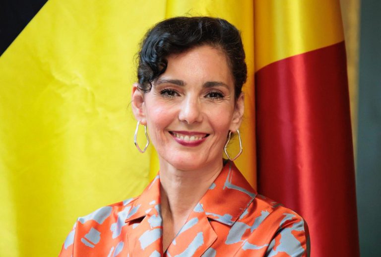 Belgia o propune pentru postul de comisar european pe şefa diplomaţiei, Hadja Lahbib