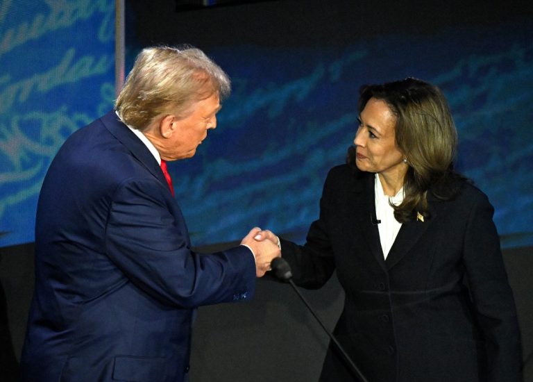 Alegeri în SUA 2024 | Kamala Harris l-a felicitat pe Donald Trump pentru victoria în alegeri