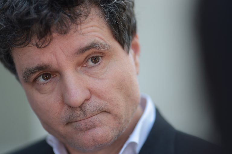Nicuşor Dan, mesaj de calm: Nu există motiv de panică financiară pentru România. Societatea românească va alege schimbarea înţeleaptă faţă de o schimbare care se ducă la haos