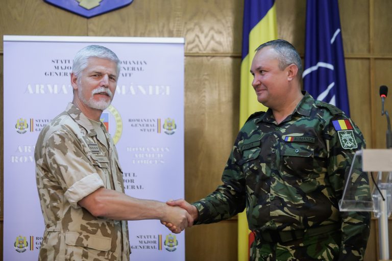 VIDEO | A apărut videoclipul de promovare a cărţii lui Nicolae Ciucă. Imagini de pe fronturile din Irak și Afganistan