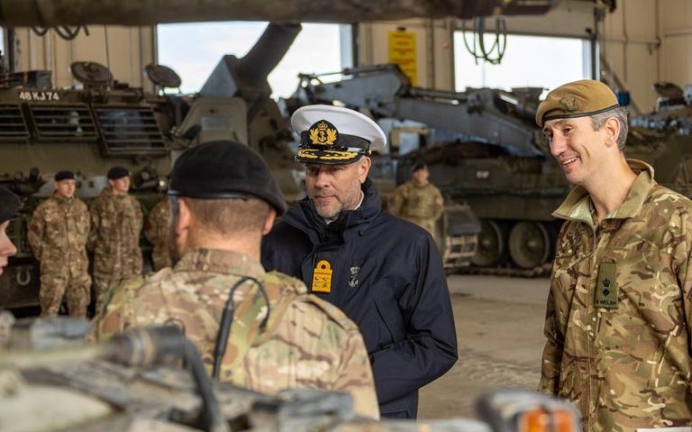 Oficial NATO: Ucraina are dreptul legal şi militar de a lovi adânc în interiorul Rusiei pentru a obţine un avantaj de luptă