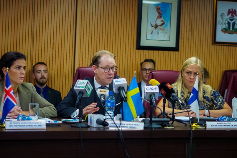 Ministrul de externe al Suediei anunţă că va demisiona