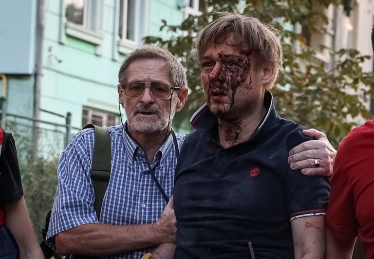 ”Dragă rachetă rusească, omoară-ne împreună!”