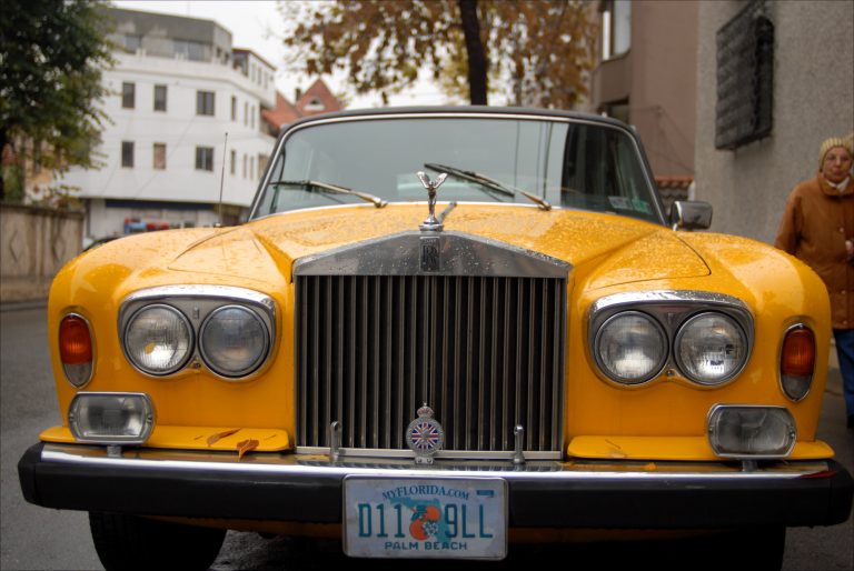 License plates trace history of world in chaos