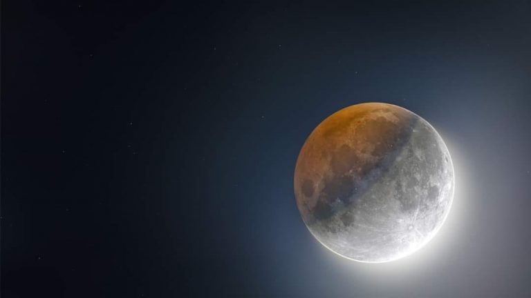 Când va putea fi văzută ultima eclipsă parțială de Lună din acest an