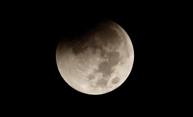 VIDEO | Șeful NASA confirmă planurile de a construi un reactor nuclear pe Lună
