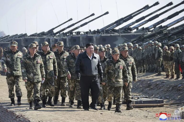 Coreea de Nord susține că desfăşurarea trupelor sale în Rusia este ”conformă” dreptului internaţional/ Germania denunţă o ”escaladare”