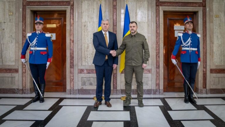Prima vizită în România a unui ministru de Interne din Ucraina, după mai mult de 20 de ani: 10 milioane de ucraineni au tranzitat România de la debutul războiului