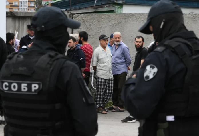 Migranți din Rusia reținuți de poliție
