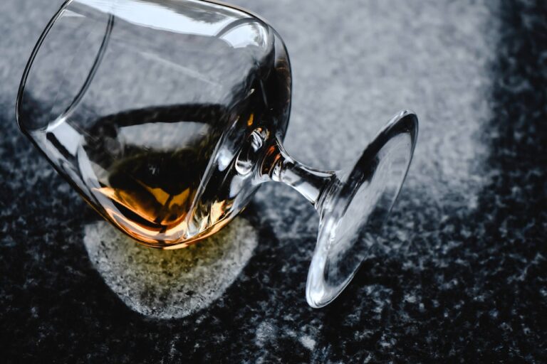 Exportatorii de vinuri și băuturi spirtoase francezi se așteaptă la pierderi de un miliard de euro