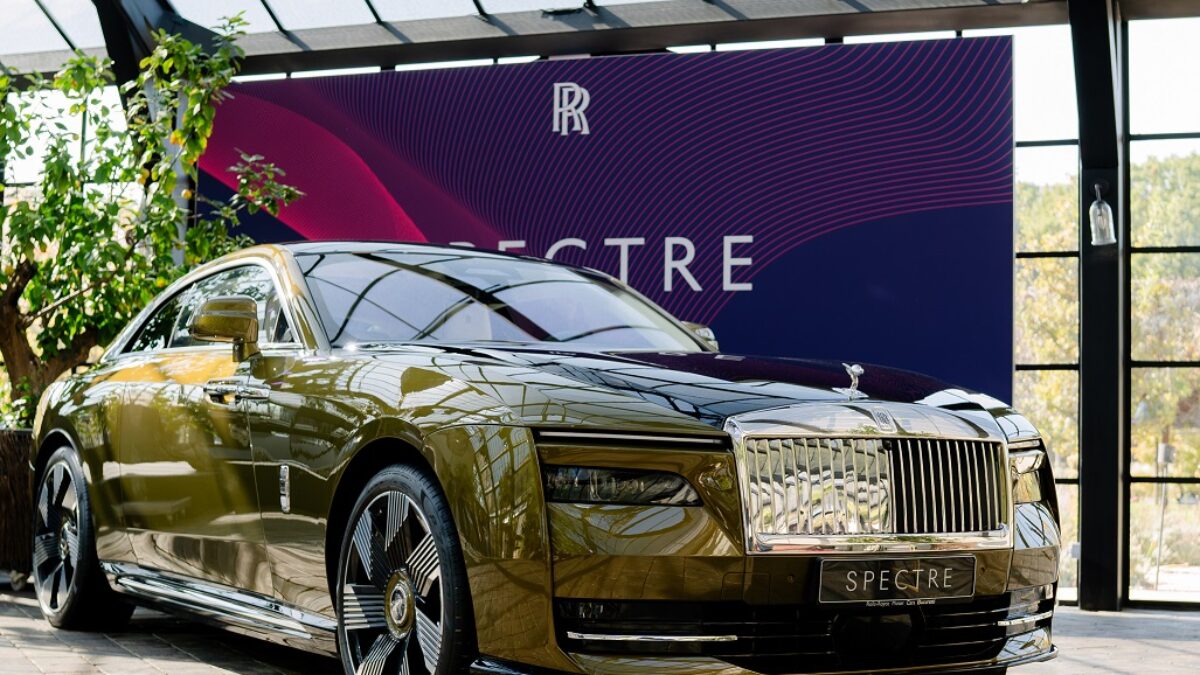 Rolls-Royce-Spectre-1200x675.jpg