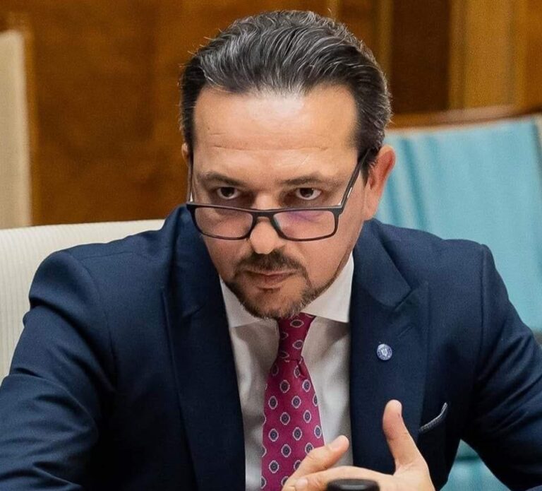 Preşedinte IICCMER, Daniel Şandru: Să nu ne lăsăm seduşi de un discurs de tip tribal, specific naţionalismului extremist