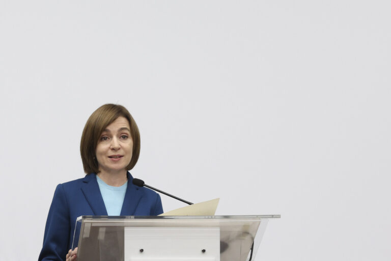 Maia Sandu, la Kiev: Curajul ucrainenilor protejează şi pacea în R. Moldova. Le suntem foarte recunoscători