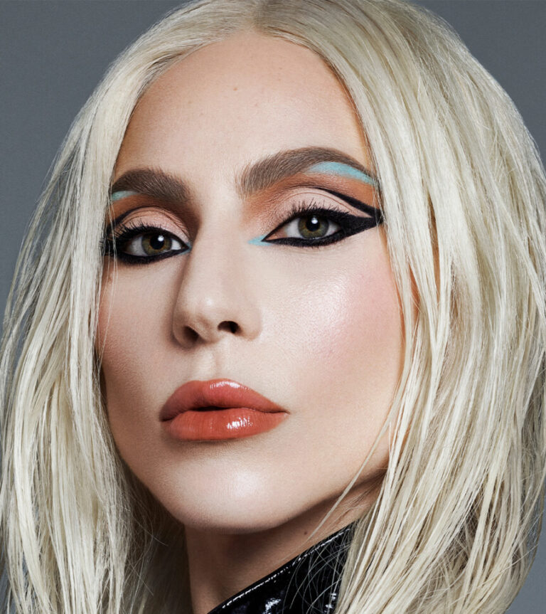 VIDEO | Lady Gaga o susține pe Kamala Harris: „Ţara contează pe tine”