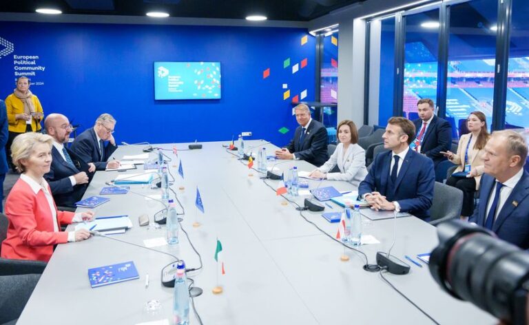 Președintele Iohannis la Summitul CPE: Migraţia solicită răspuns cuprinzător/Aderarea la Schengen – angajament ferm