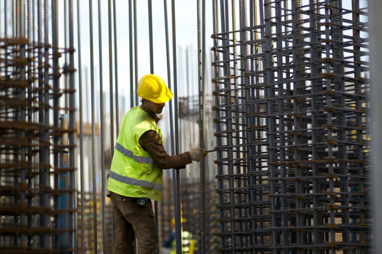 BNR: România are un deficit de forță de muncă persistent și mai sever decât media UE