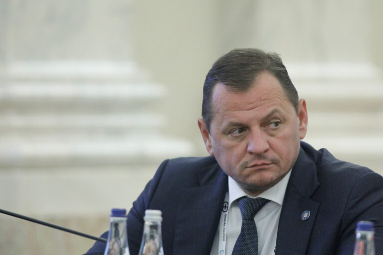 Răspunsul SIE după dezvăluirile din presă despre călătoriile lui Vlase la curse de Formula 1