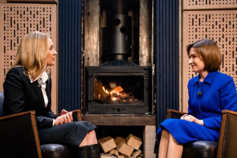 Elena Lasconi, mesaj pentru Maia Sandu: Să aibă puterea de a rămâne de partea bună a istoriei