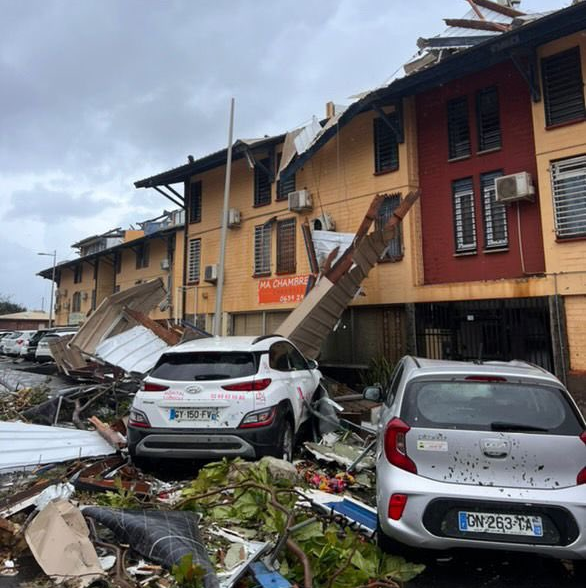 VIDEO | Mărturii după cel mai devastator ciclon din ultimul secol de pe teritoriul francez