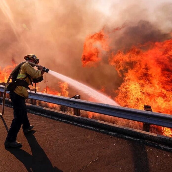 Los Angeles incendii pompier