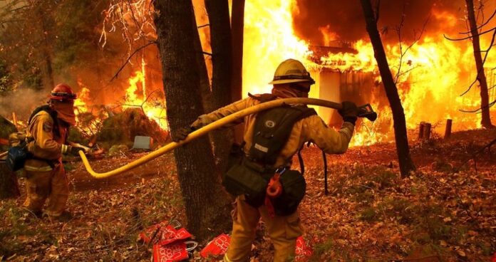VIDEO | Bilanţul deceselor în urma incendiilor din Los Angeles urcă la 24