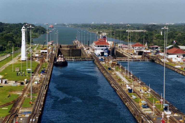 Panama va permite desfășurarea de militari americani în apropierea canalului