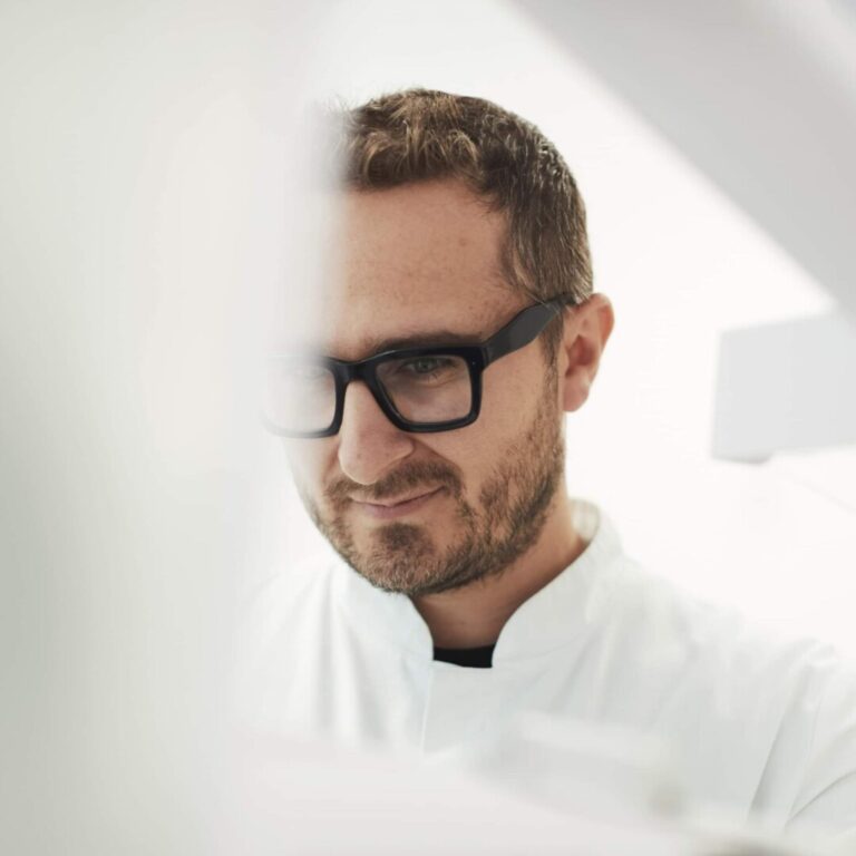 Povestea medicului român Theodor Lutz, care s-a întors în ţară după 12 ani de pregătire în Germania