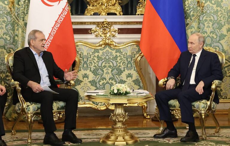 Rusia și Iranul își consolidează alianța printr-un pact strategic