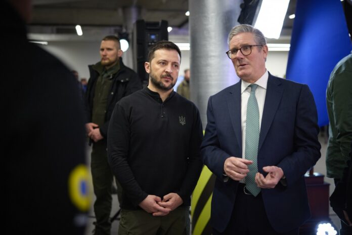 Volodimir Zelenski și Keir Starmer