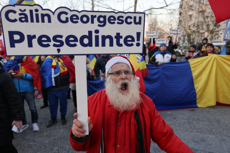 Expert în operaţii informaţionale: Cazul Călin Georgescu, exemplu de manual de război hibrid și propagandă. Serviciile secrete ştiu agenţii de influenţă străini, dar în ele sunt susţinători ai ideilor antioccidentale care îi favorizează