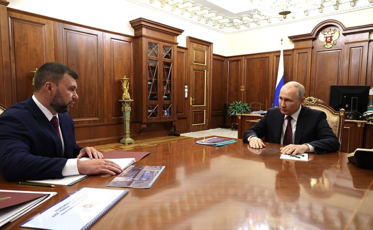 Separatiștii din Donețk i se plâng lui Putin de probleme cronice în aprovizionarea cu apă în regiune