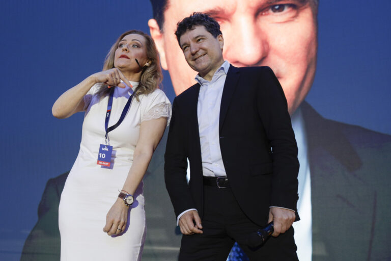 REPER cere USR să o retragă pe Elena Lasconi din cursa prezidenţială și să-l susțină pe Nicușor Dan