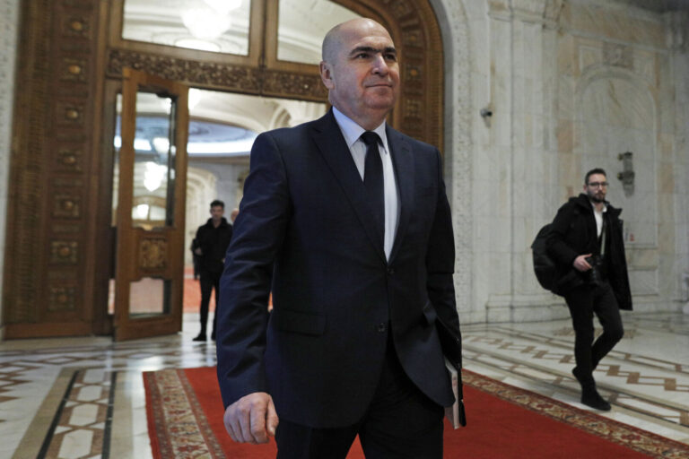 Unde va locui Ilie Bolojan pe durata mandatului de preşedinte interimar