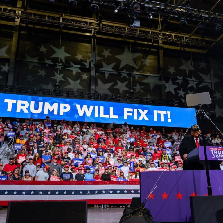 America se confruntă cu o trumpiană încetinire economică