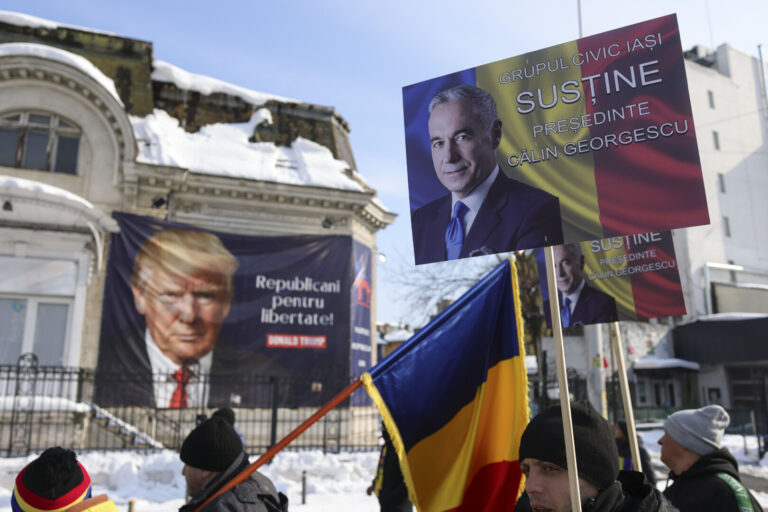 DIN NOU | Suporteri ai lui Călin Georgescu au șicanat jurnaliști