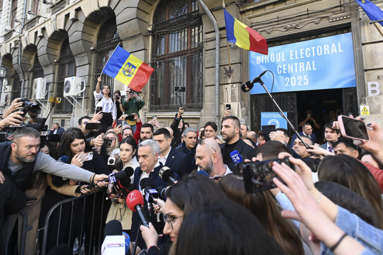 BEC OFICIAL – Trei candidaturi, între care şi cea a lui Călin Georgescu, au fost respinse/ Candidatura lui Nicuşor Dan, validată