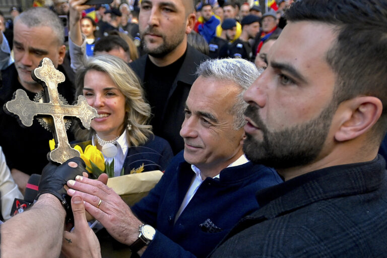 Rectorul SNSPA și un avocat au contestat la BEC înregistrarea candidaturii lui Călin Georgescu