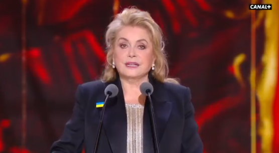 VIDEO | Catherine Deneuve a dedicat Ucrainei cea de-a 50-a ediţie a Premiilor César / Lista laureaţilor