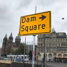 Cel puţin cinci răniţi în apropiere de Dam Square, la Amsterdam, într-un atac cu cuţitul