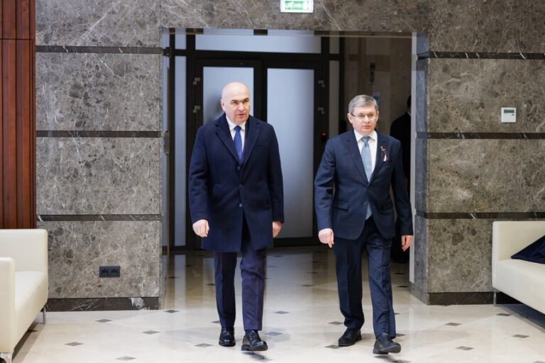 Ilie Bolojan a discutat cu Igor Grosu: Vom continua să lucrăm împreună pentru integrarea europeană a R. Moldova