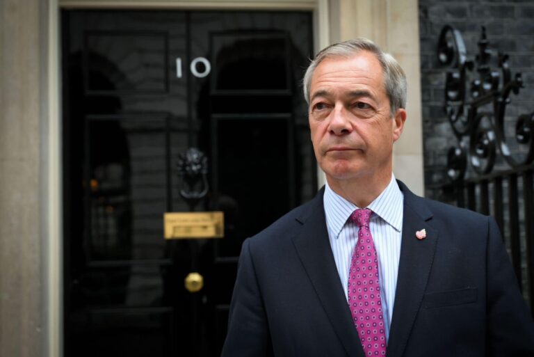 Partidul Reform UK al lui Nigel Farage s-a moderat după ce a ajuns la putere