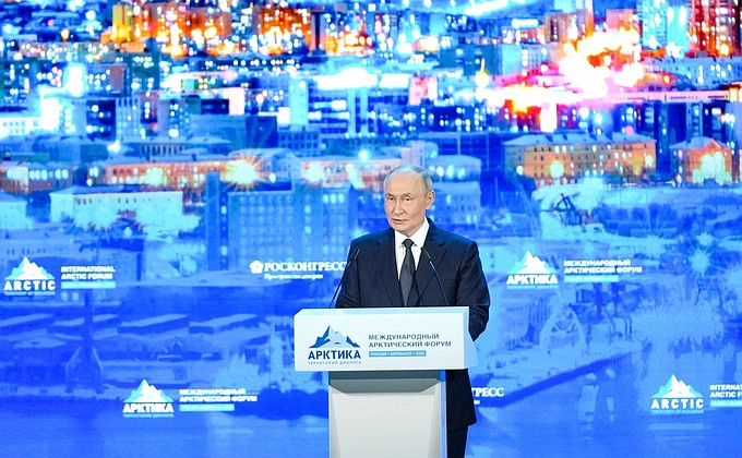 Putin cataloghează planurile lui Trump de anexare a Groenlandei drept ”serioase” şi anunţă desfăşurarea unor militari suplimentari în Arctica