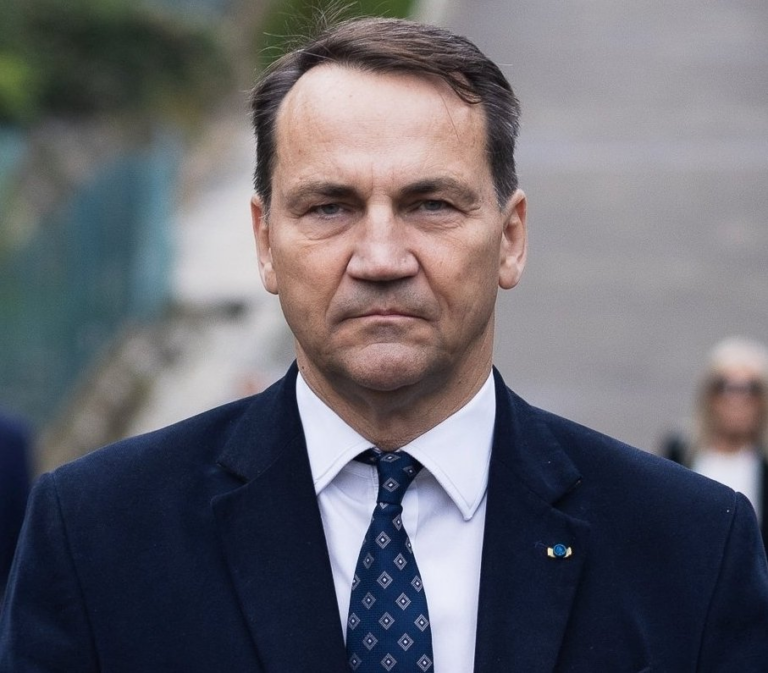 Ministrul de externe al Poloniei: Ţările noastre ar trebui să fie buni aliaţi cu Statele Unite, indiferent de cine conduce fie la Bucureşti şi Varşovia, fie la Washington