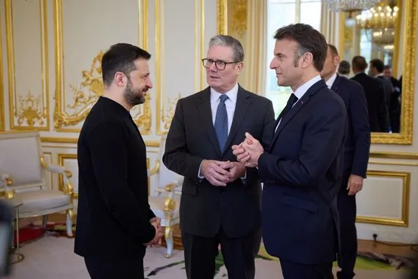 Summitul ”Coaliţiei Voluntarilor” de la Elysée respinge în unanimitate ridicarea sancţiunilor impuse Rusiei