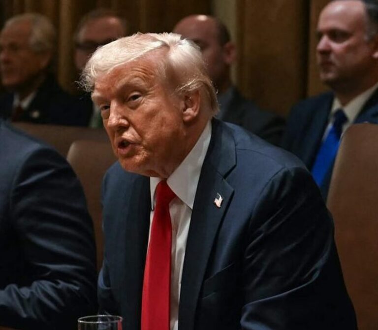 Postul favorit al lui Trump dezbate subiectul „afluxului de imigranţi români ilegali”