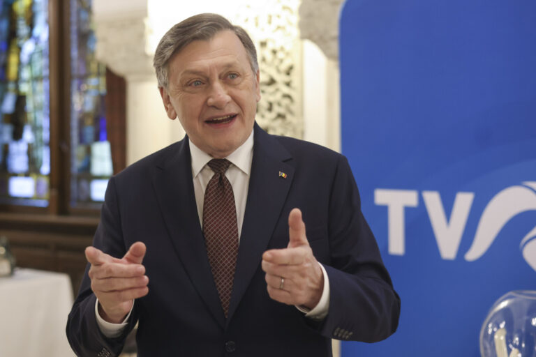 Prezidențiale2025 – dezbatere TVR | Crin Antonescu: Într-o situație de urgență, președintele trebuie să comunice
