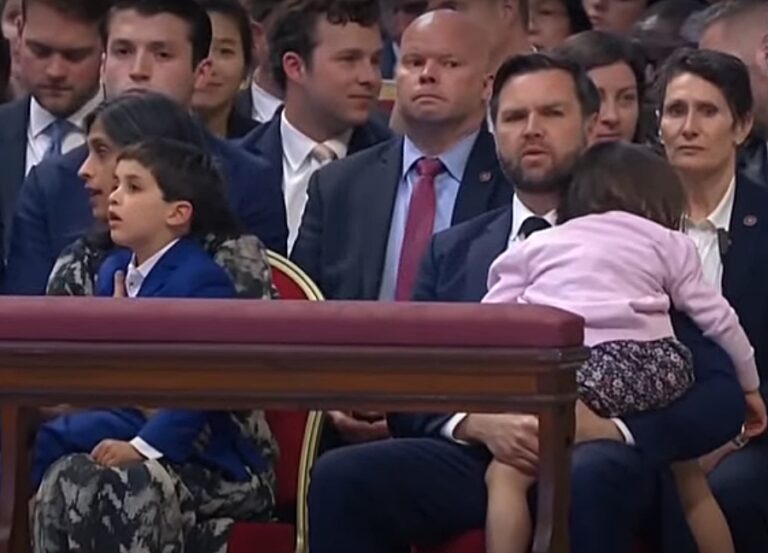 VIDEO | J.D. Vance a participat la celebrările Patimilor din Vinerea Mare la Vatican, oficiate în absența papei