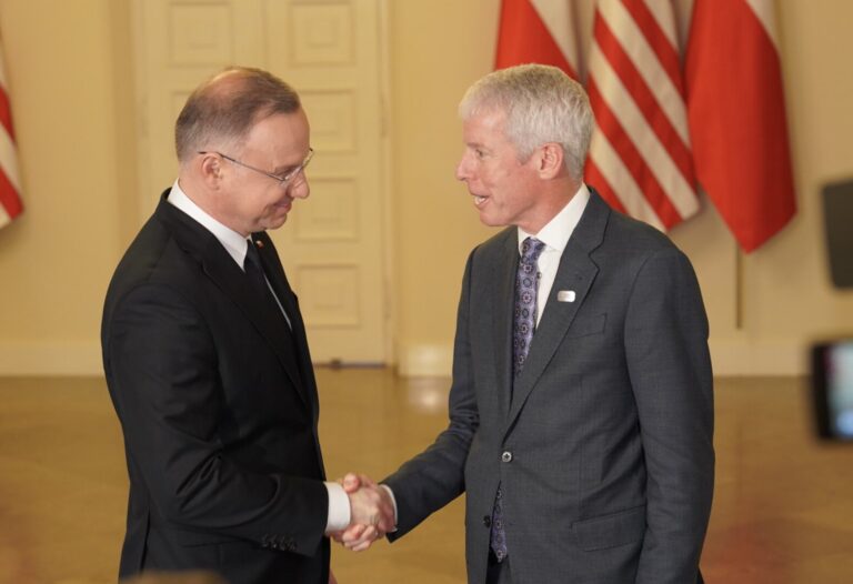 Secretarul american al Energiei, Chris Wright: Europa va cumpăra şi mai mult GNL de la SUA