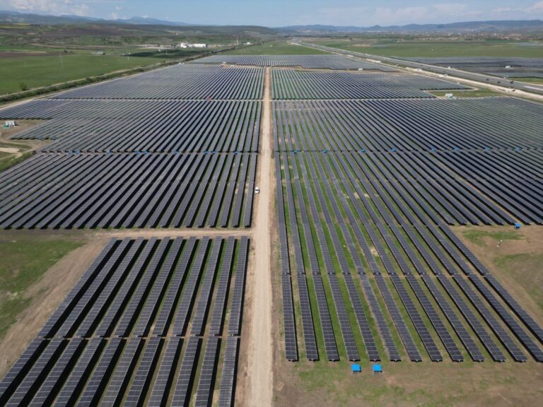 Cel mai mare parc fotovoltaic finanţat din PNRR din România, inaugurat de un dezvoltator danez-PRESSHub